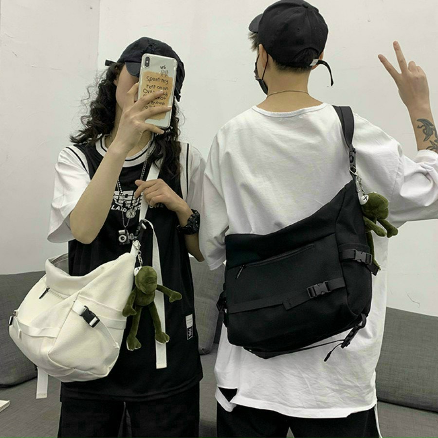 Túi đep chéo- túi đeo vai nam nữ Unisex thời trang 2 màu đen trắng chất vải cavas dày dặn mềm mịn