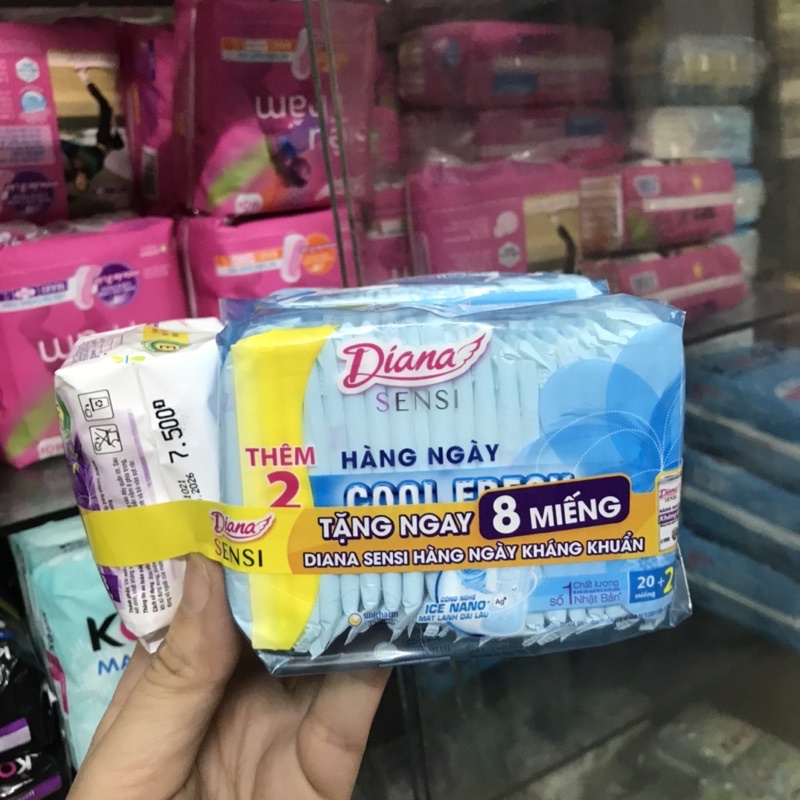 BĂNG VỆ SINH DIANA SENSI HÀNG NGÀY COOL FRESH 155mm (1 gói 20 miếng)