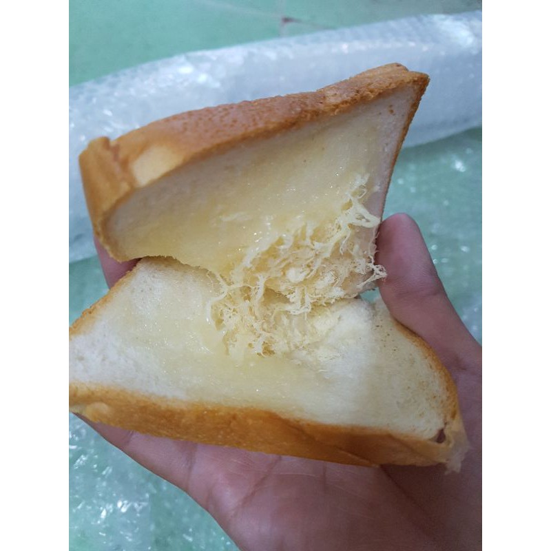 Bánh Mì Sanwich Ruốc Kinh Đô 50g