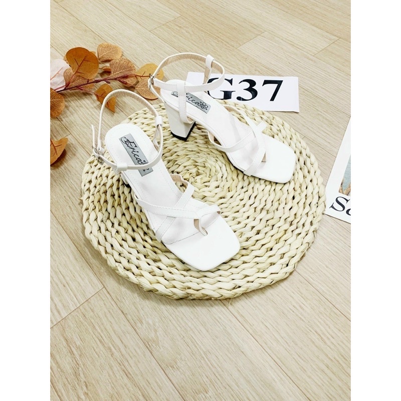 Sandal xỏ ngón nữ gót vuông 5cm mẫu mới 2022 G37