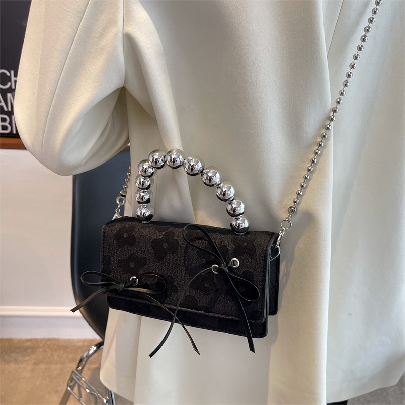 Túi Đeo Chéo Vai Thời Trang Sành Điệu Dễ Phối Đồ Cho Nữ