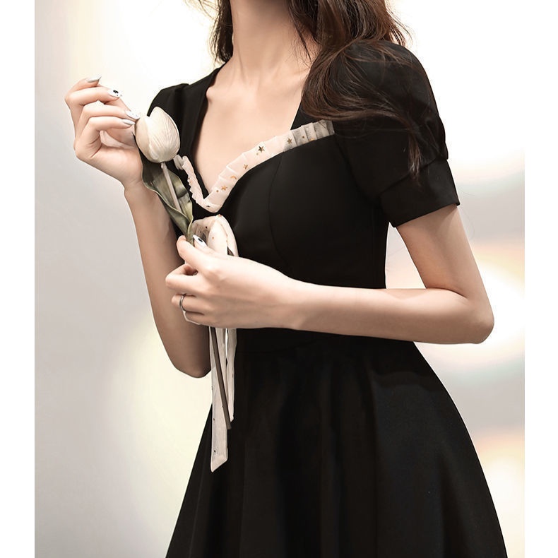 Đầm Chữ A Tay Ngắn Cổ Vuông Phối Lưới Phong Cách Pháp Thời Trang Mùa Hè Cho Nữ