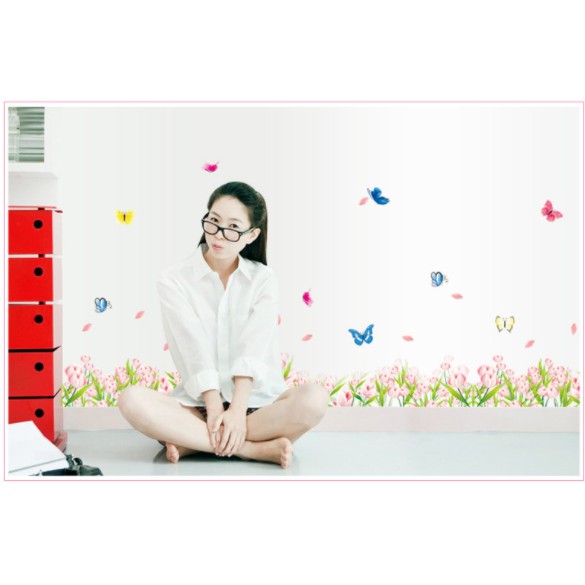 Decal trang trí chân tường Hoa lá và bướm mẫu mới