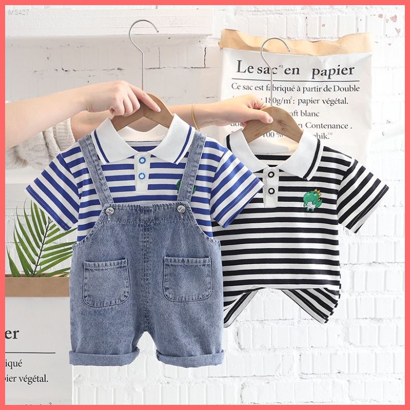 Set yếm Jean kèm áo cho bé trai - Quần áo trẻ em Sumin Kids - Chất bò mềm áo cottom kẻ thêu khủng long trước ngực