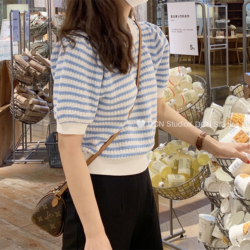 Áo Thun Tay Ngắn Phồng Họa Tiết Sọc Thời Trang Dành Cho Nữ