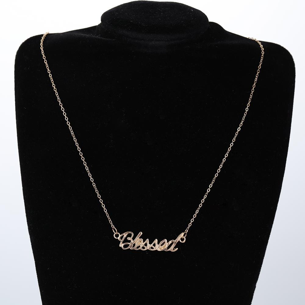 Vòng cổ Mặt Hình Thiên Thần Mật Ong Làm Quà Tặng Sinh Nhật Mới Cho Bạn Gái