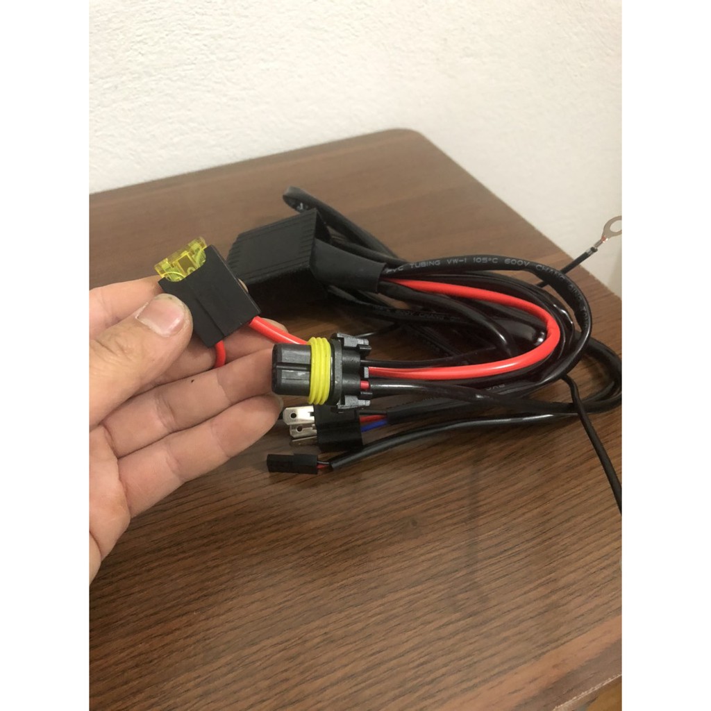 Bộ dây role chân H4 12V ra 2 đầu , đấu nguồn các loại BILED ,BIXENON