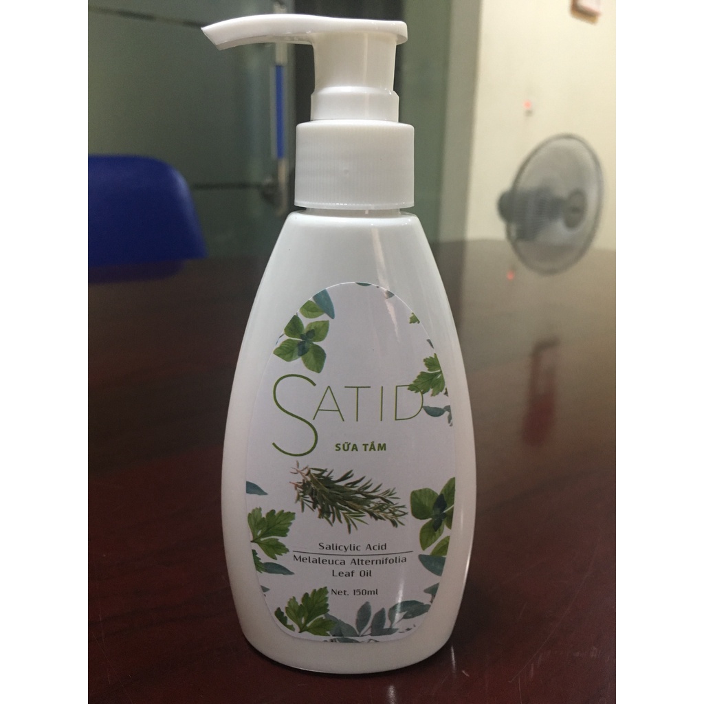 Sữa tắm ngừa mụn lưng, giảm thâm, viêm nang lông Satid chai 150ml