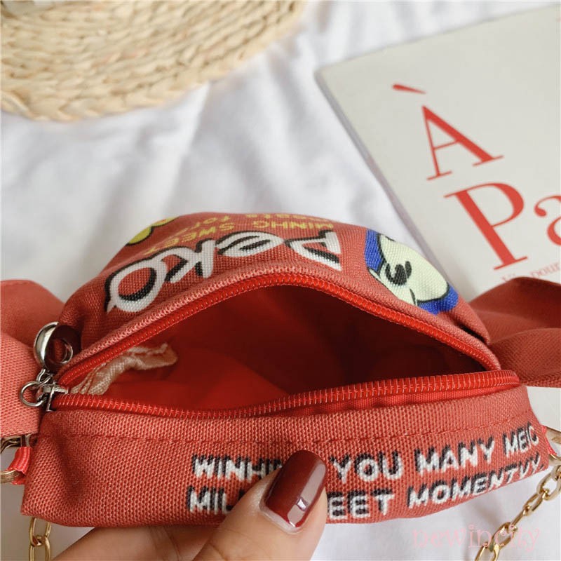 Túi đeo chéo phong cách hoạt hình năng động cho bé