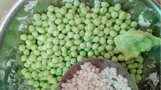 Bột lọc nhân dừa mix lá dứa