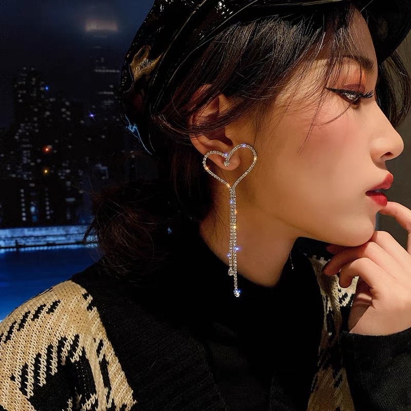Bông tai tim dài đính đá sang chảnh phong cách hàn quốc