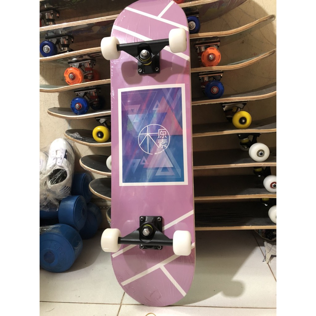 Ván Trượt thể thao mặt nhám skateboard cao cấp gỗ ép phong 7 lớp (Size: 80cm) (Chọn mẫu)