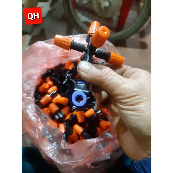 Béc phun sương đỏ loại 1 hướng và  5 hướng lọai 1 + T nối nhanh ống 8mm ( Bộ như hình loại 1 )