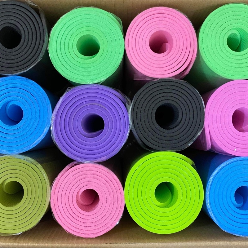 Thảm Yoga Dày 6mm, Ko Mềm, Ko Xẹp, Ko Lún, Loại Cao Cấp (1 Cái) - Tặng Túi Đeo