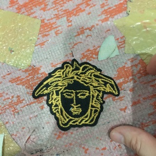 Sticker thêu