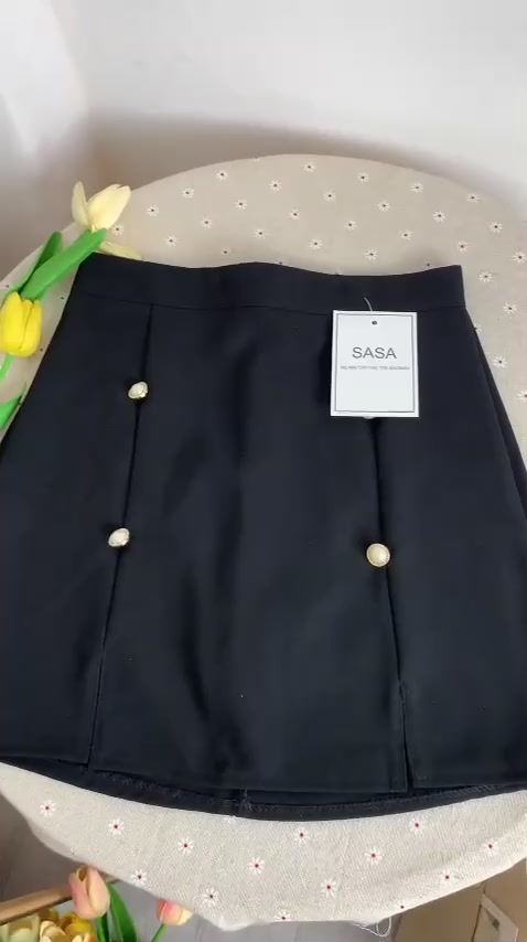 Chân váy chữ A xẻ tà phối cúc ngọc kẻ trước đơn giản sang chảnh chất tuyết mưa đẹp CV564 SUTANO | BigBuy360 - bigbuy360.vn