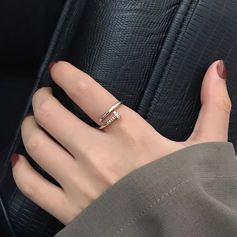 Nhẫn Thép Titan Mạ Vàng Hồng 18k Đính Kim Cương Giả Không Phai Màu Thời Trang Dễ Phối Đồ