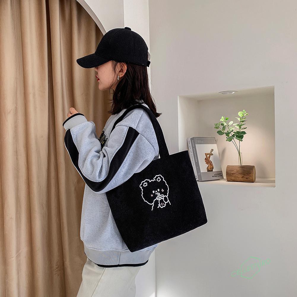 Túi tote vải corduroy in họa tiết chú gấu xinh xắn cho nữ