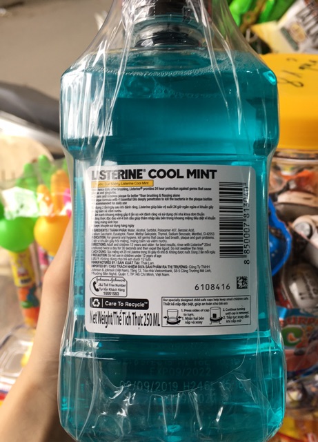 Nước Súc Miệng Listerine Bạc Hà Cool Mint Chai 250ml