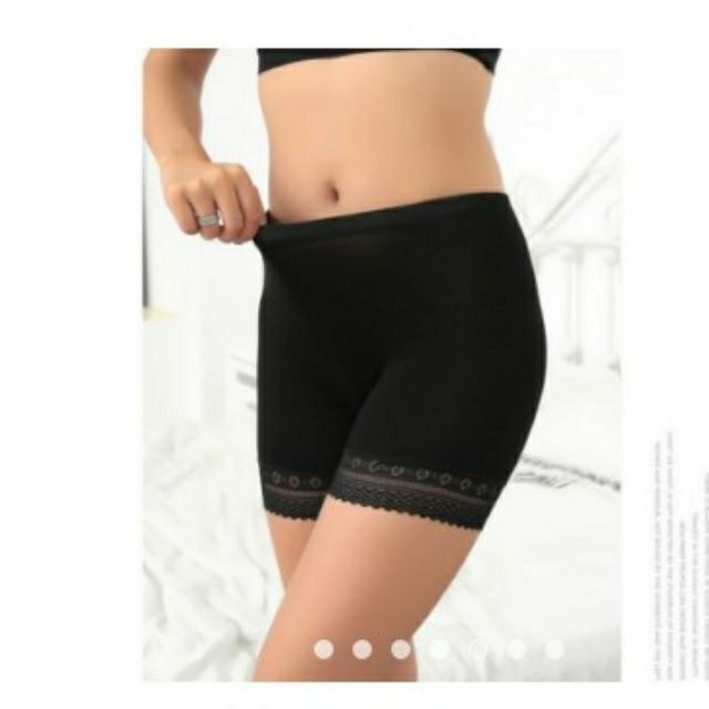 Hàng mới về Quần váy pha ren