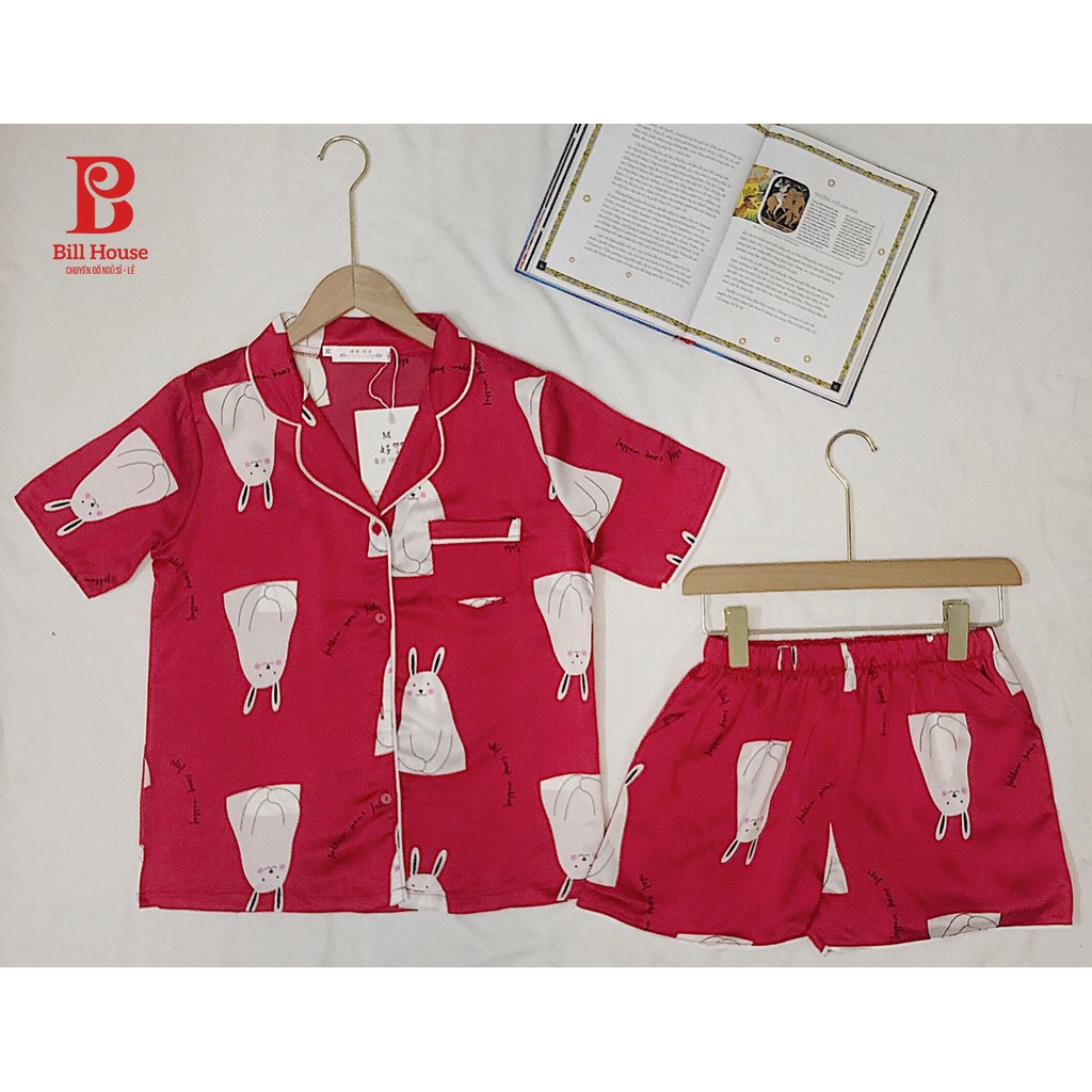 Bộ Ngủ Pijama Lụa Cộc Viền Trắng Họa Tiết Chữ (VS01)