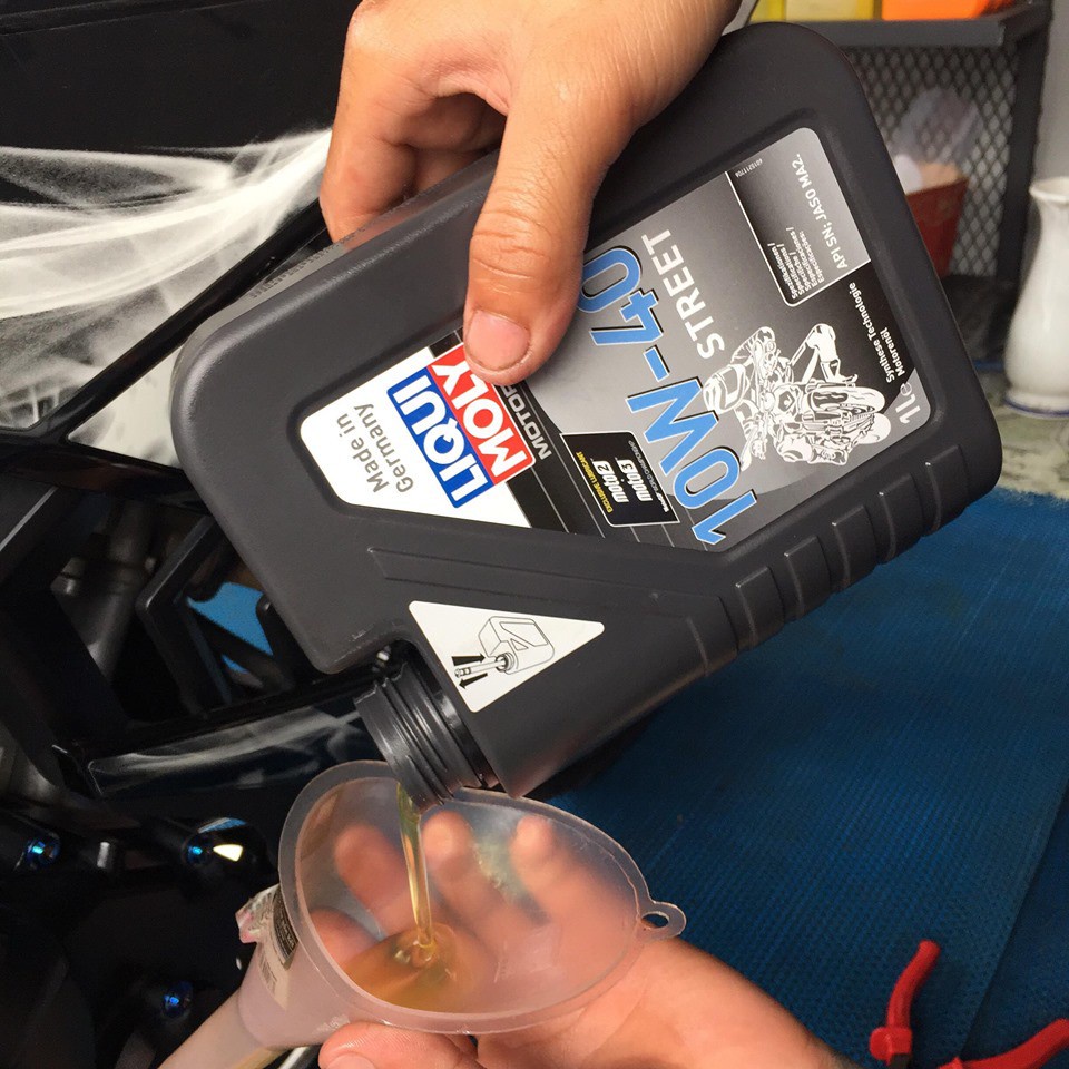NHỚT CAO CẤP CHO XE MÁY, MOTO LIQUI MOLY MOTORBIKE STREET 4T 10W40 1L