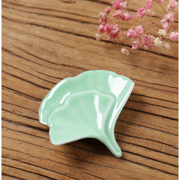 Gác Đũa Gốm Hình Quạt Cánh Hoa