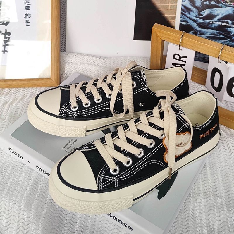 Giày Thể Thao Canvas Họa Tiết Hoạt Hình Dễ Thương Phong Cách Harajuku Cho Nữ