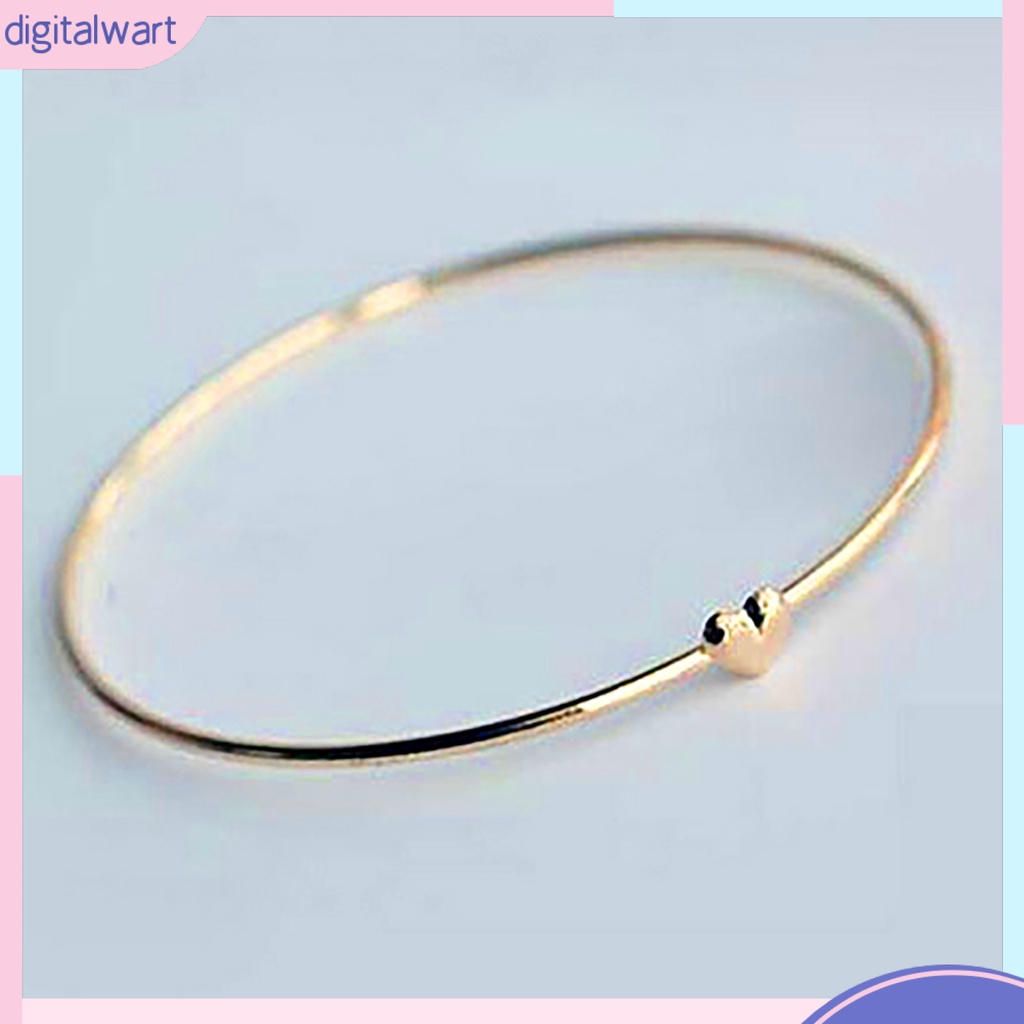 Vòng tay thiết kế trái tim nhỏ nhắn xinh xắn đơn giản dễ thương dành cho nữ