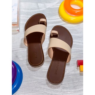 Dép Nữ Thời Trang Cao Cấp - Xỏ Ngón - Màu Kem- Loại Cao Cấp - Độ Cao Đế 2cm ( quai da, simili, đế cao su nguyên khối )