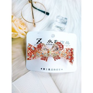 KẸP TÓC PHÍA SAU ĐÍNH ĐÁ LẤP LÁNH NƠ TRÒN