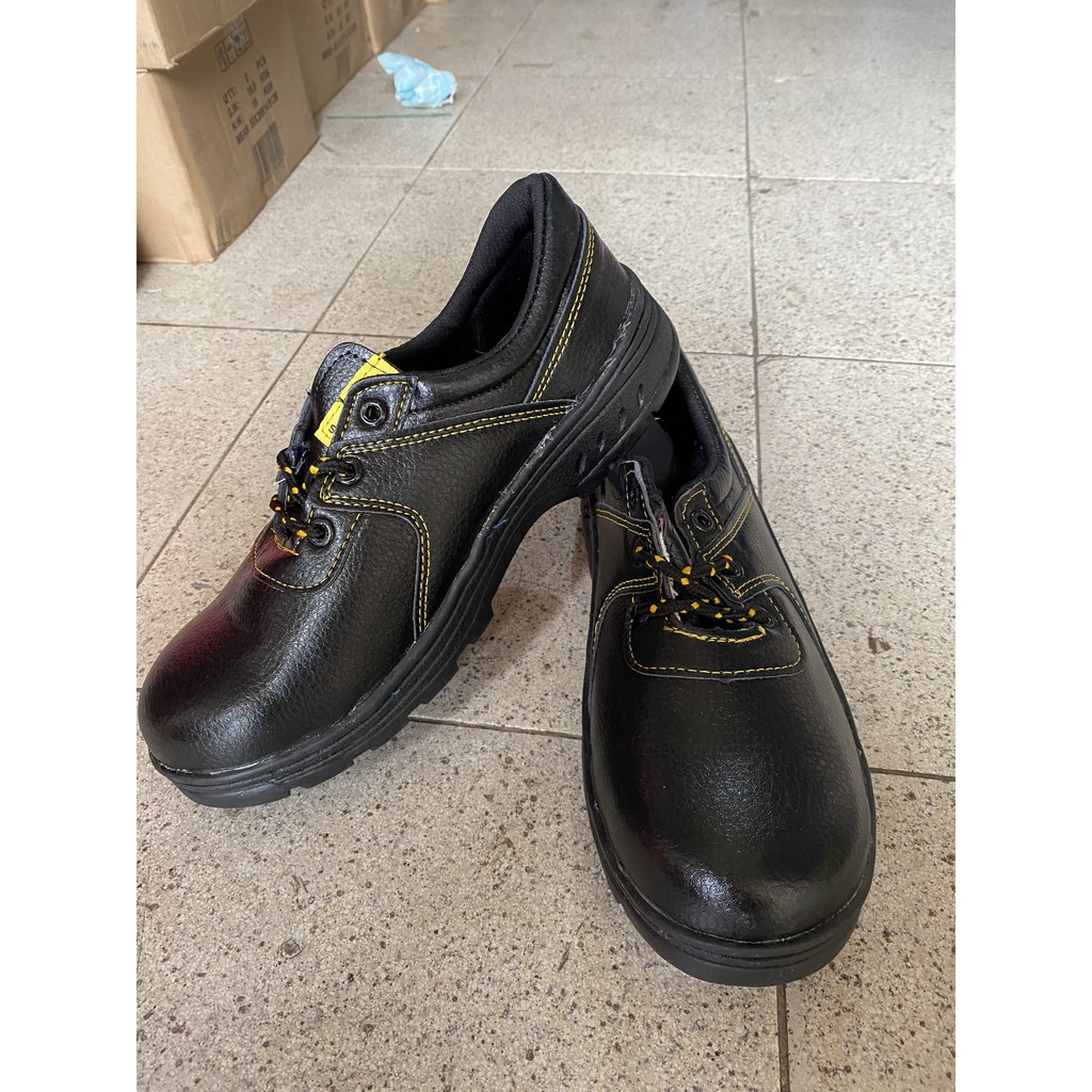 Giày  bảo hộ lao động