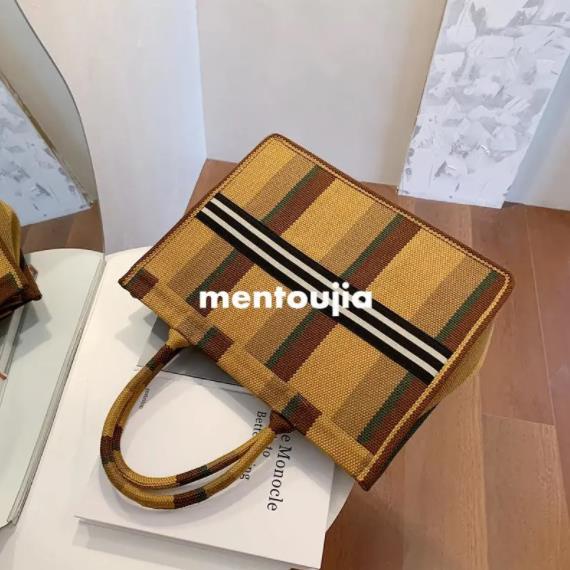 Túi Xách Nữ Kẻ Sọc Thời Trang 2020