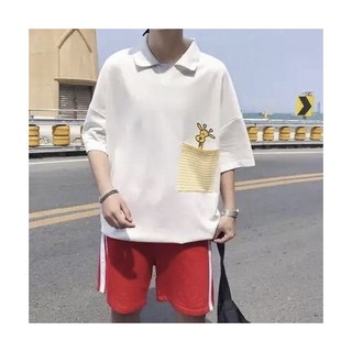 Áo thun form rộng có cổ hình hươu