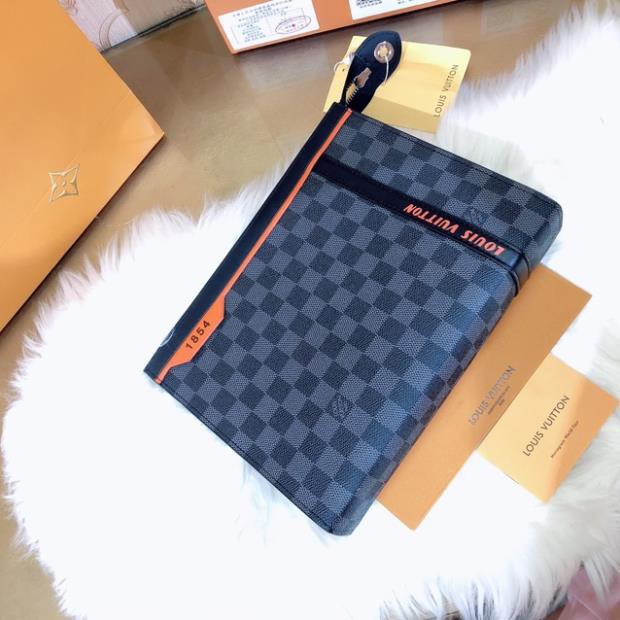 [Ảnh thật] VÍ clutch cầm tay doanh nhân LV SUPER VIP ‼️ fullbox , túi vải , card LOUIS VUITTON viền cam ô đen