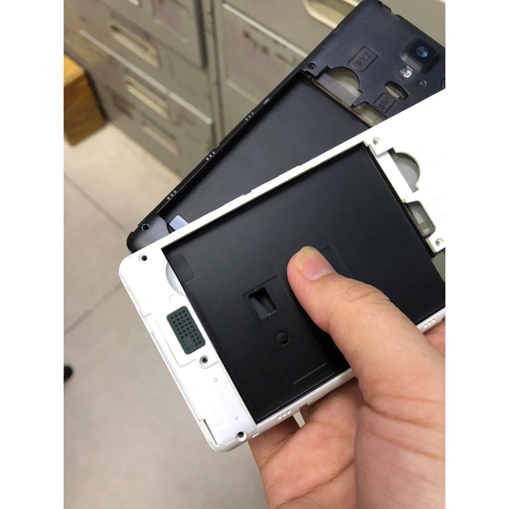 Vỏ Sườn Benzen Gionee P4 Zin Hãng