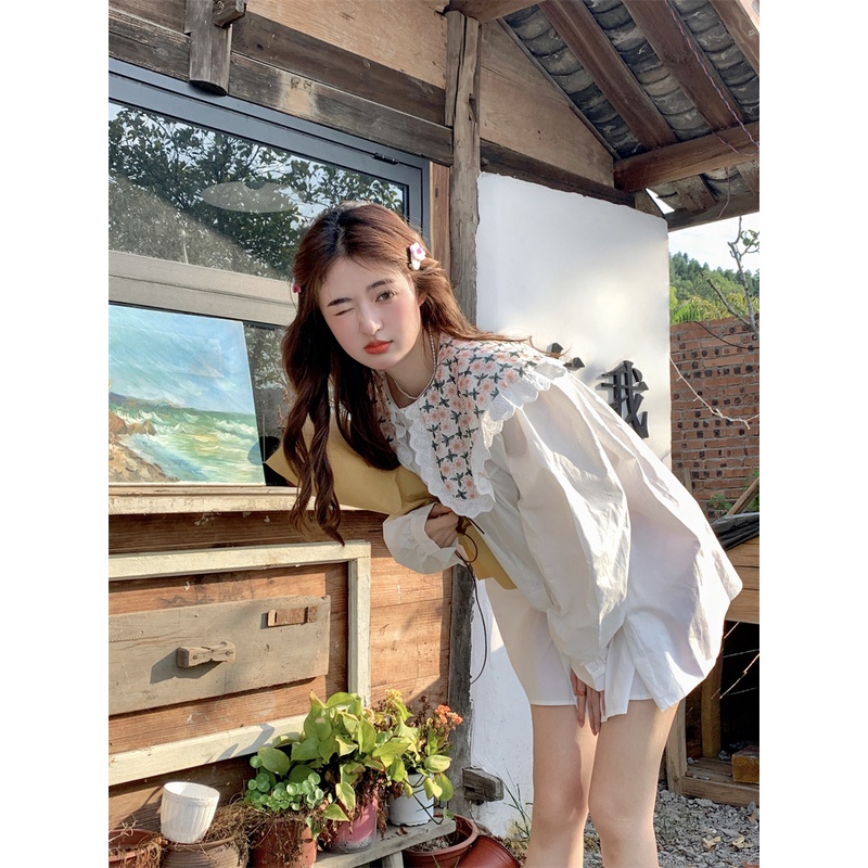 Áo Sơ Mi Trắng Tay Dài Cổ Búp Bê Họa Tiết Hoa Thời Trang Hàn Quốc Thiết Kế Ngọt Ngào Cho Nữ