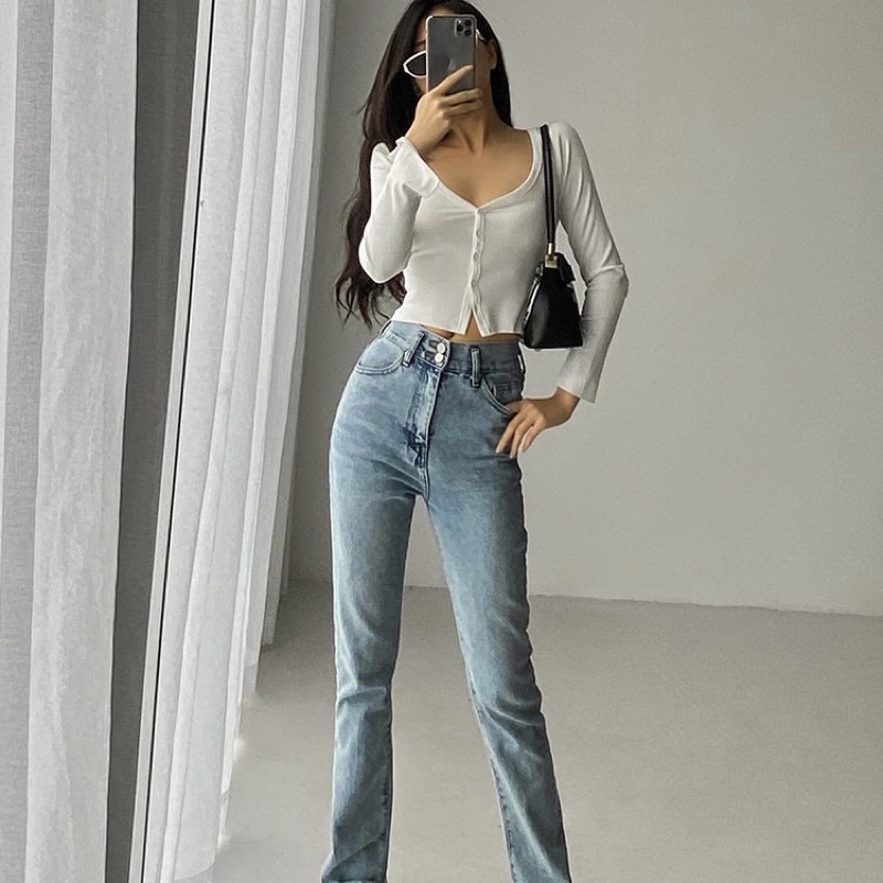 Áo Croptop Nữ Gân Tăm, Áo Tay Dài Xẻ Tà Cài Nút - Tharo Clothing