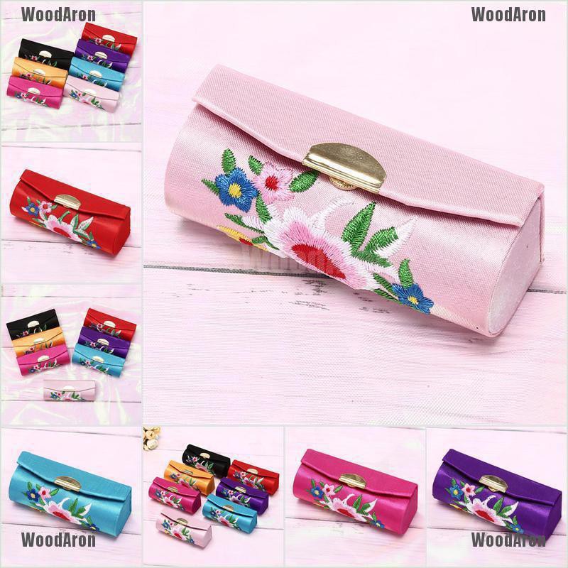 (hàng Mới Về) Giá Đỡ Son Môi Bằng Gỗ Họa Tiết Hoa Kèm Gương Tiện Dụng | BigBuy360 - bigbuy360.vn