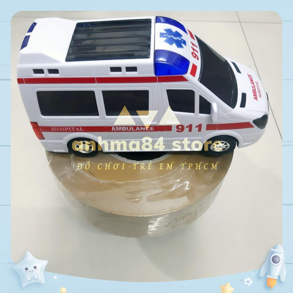 Đồ chơi Xe Cứu Thương chạy pin tiểu - Xe cấp cứu phát nhạc đèn vui nhộn - anhma84 store