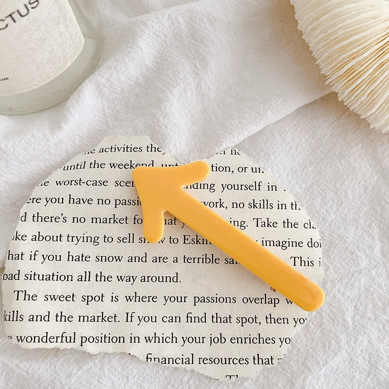 Kẹp tóc mái IELGY hình mũi tên màu kẹo dễ thương