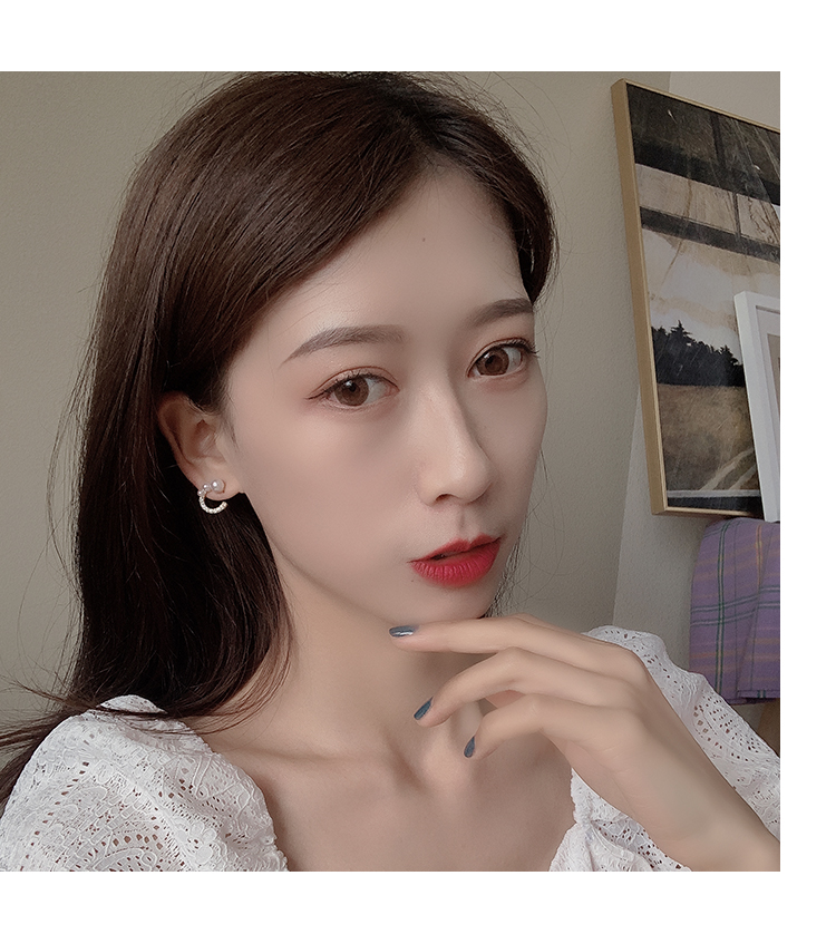 Ngọc Trai Giả Gây Kích Ứng