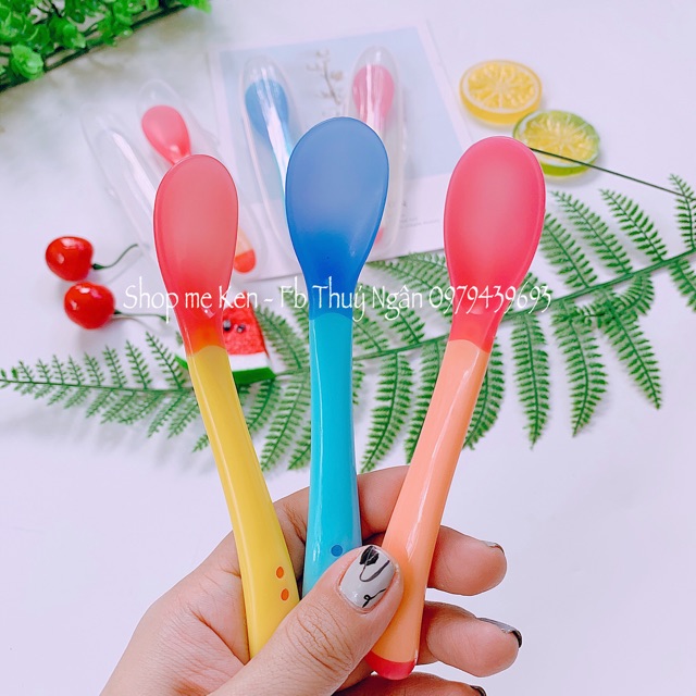 Thìa báo nóng nhựa mềm cho bé ăn dặm