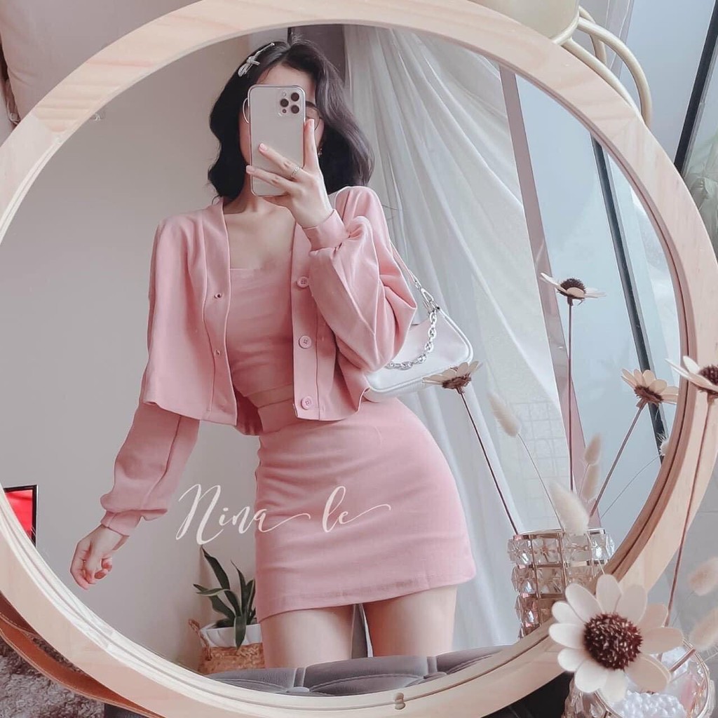 Set váy 3 món ( chân váy + áo croptop 2 dây + khoác croptop ) 3 màu hồng/trắng/đen siêu dễ thương Nguyễn Hoa