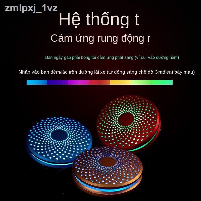 ♙∏Đồ trang trí nước hoa ô tô Đèn LED khuếch tán hương thơm trong Sản phẩm nội thất tỏa lâu dài cho nam và nữ