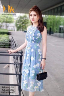 Đầm maxi cổ yếm