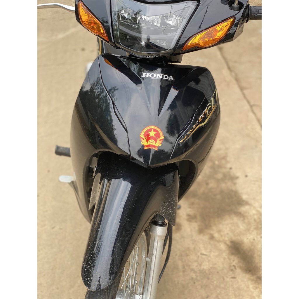 Tem Quốc Huy ( tem Đảng ) ( giá 1 bảng )