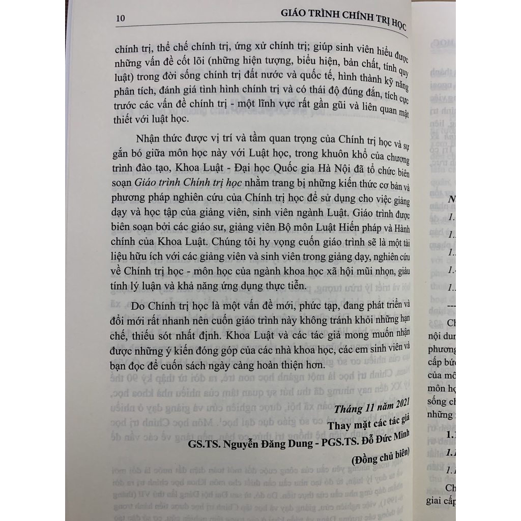 Sách - Giáo Trình Chính Trị Học ( Nguyễn Đăng Dung )