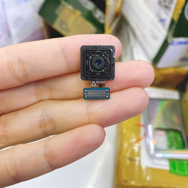 Camera sau Samsung J4 Plus