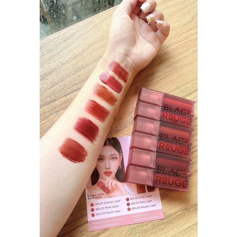 Son Black Rouge Double Layer Over Velvet